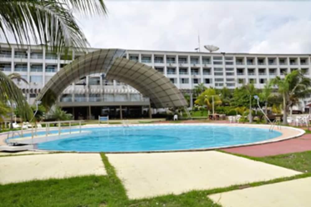 Barrudada Tropical Hotel Santarem Bagian luar foto