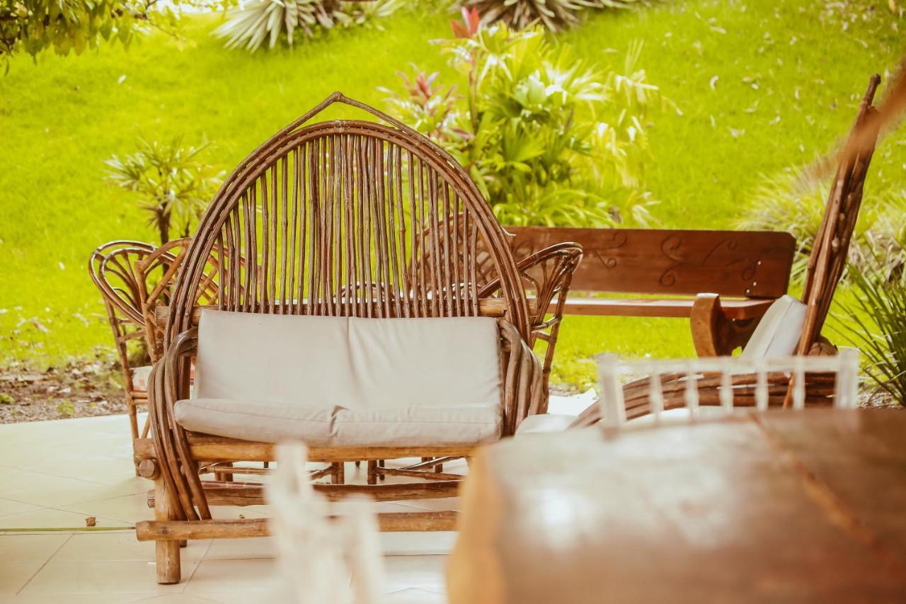 Barrudada Tropical Hotel Santarem Bagian luar foto